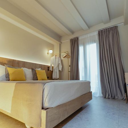 Metis Urbane Living Spaces Athens Ngoại thất bức ảnh